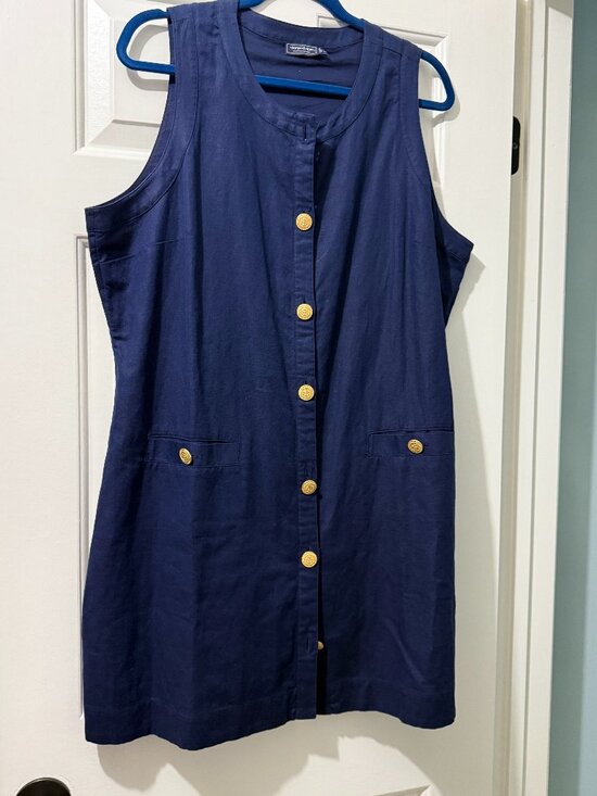 Vineyard Vines Dresses & Skirts - NEVER WORN.  Navy Linen Sleeveless Button-Front Dress